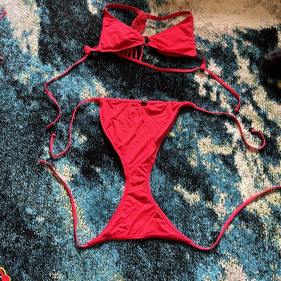 Red BECCA bikini - Picture 4 of 4